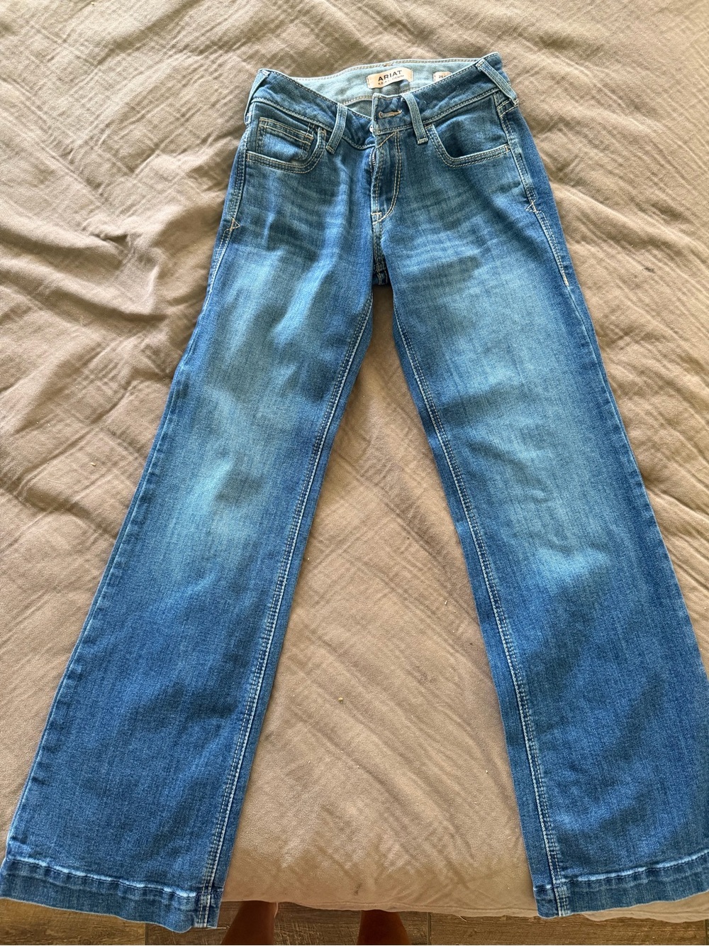 Ariat Women’s Trousers- Short